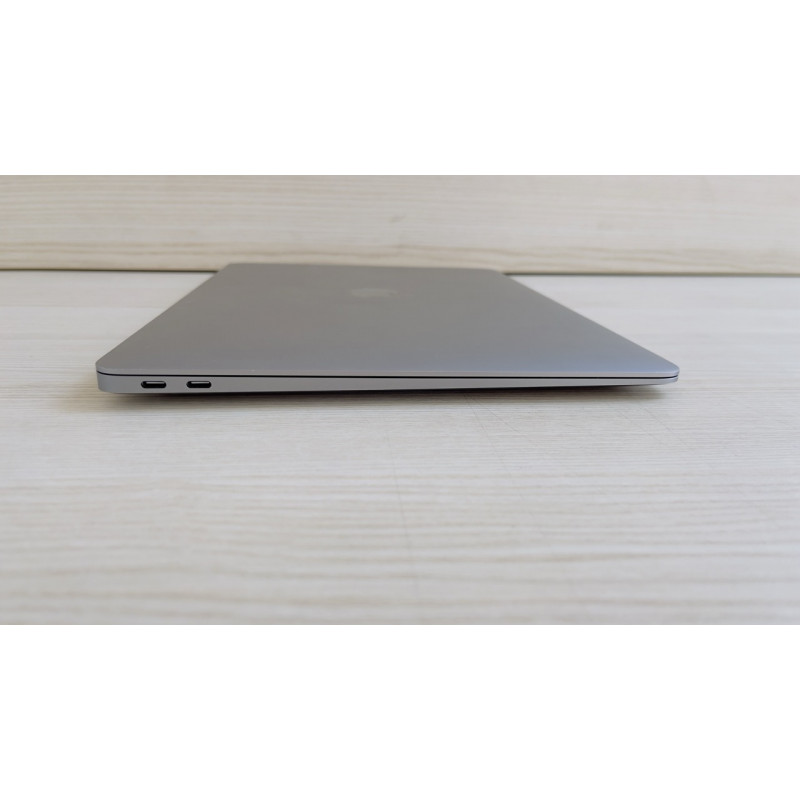 MacBook Air 2020 Space  i3 1.1ghz 8/128